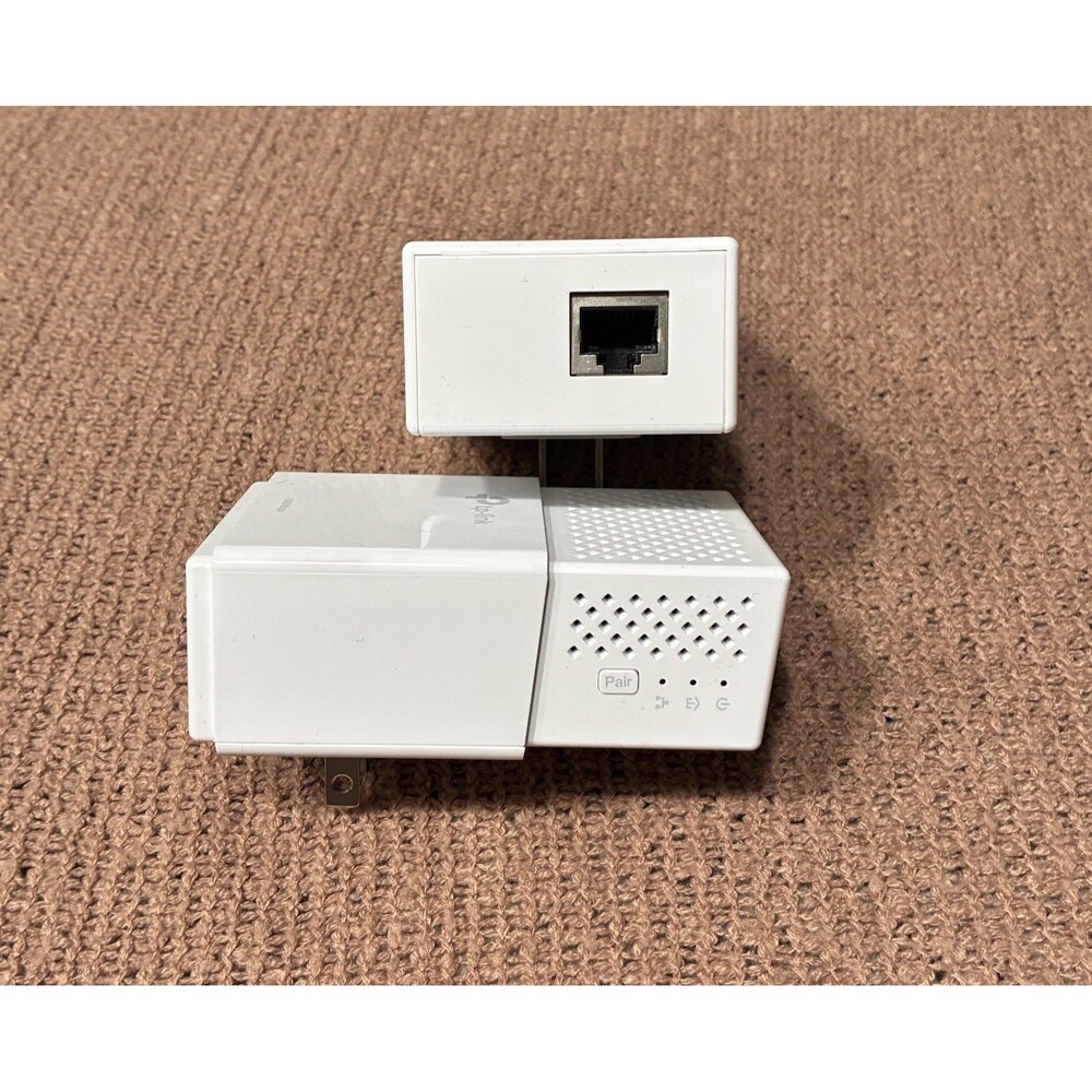 Pair of TP-Link 1000 Mbps Gigabit Powerline Adapters - TESTED